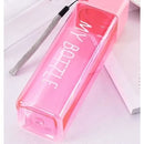 Garrafa de agua quadrada com tampa rosca e ALÇA 450 ml.